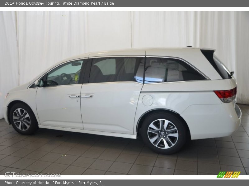 White Diamond Pearl / Beige 2014 Honda Odyssey Touring