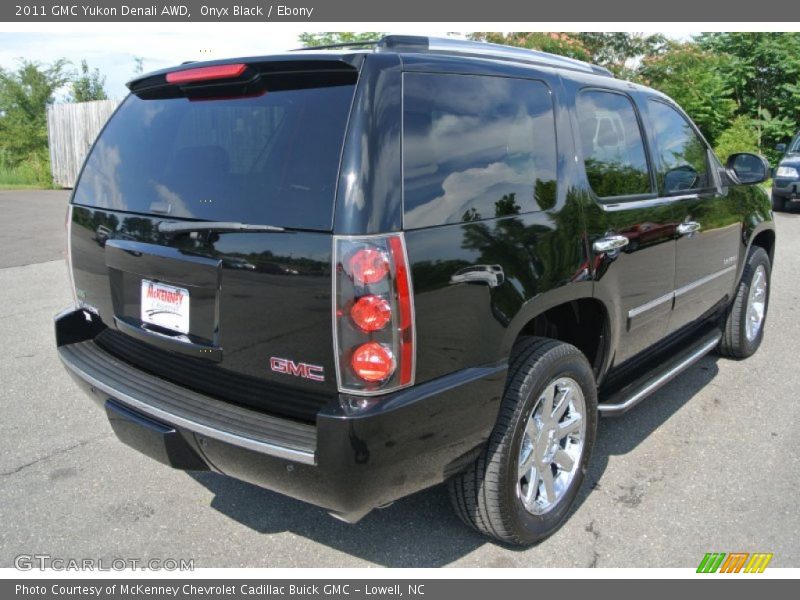 Onyx Black / Ebony 2011 GMC Yukon Denali AWD