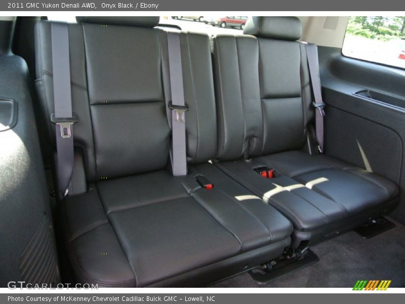 Onyx Black / Ebony 2011 GMC Yukon Denali AWD