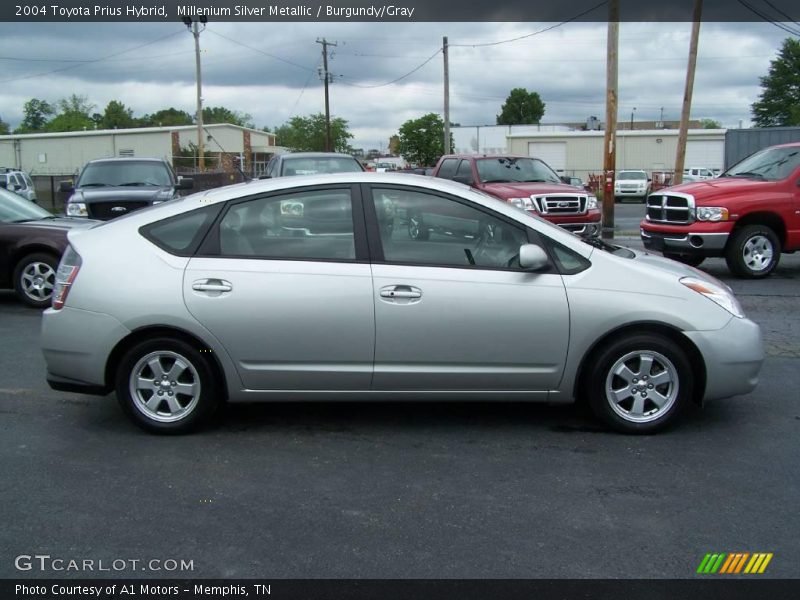 Millenium Silver Metallic / Burgundy/Gray 2004 Toyota Prius Hybrid