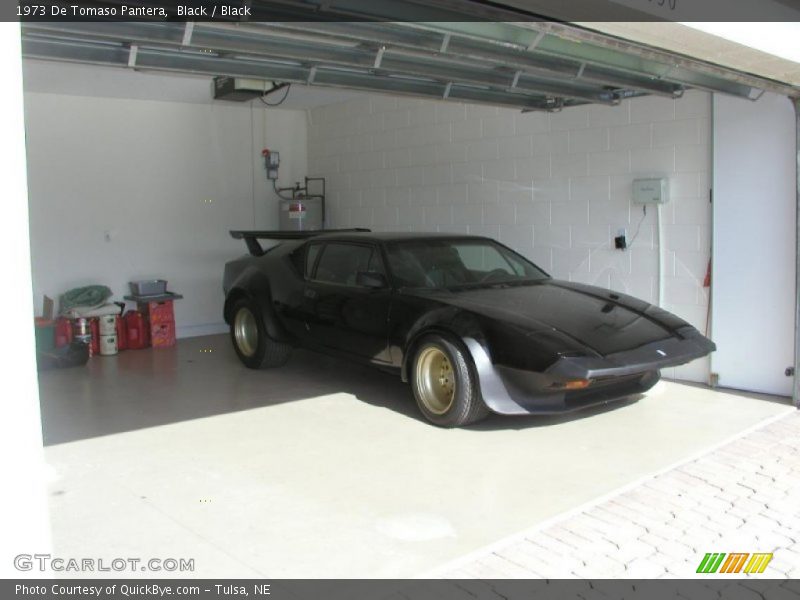 Black / Black 1973 De Tomaso Pantera