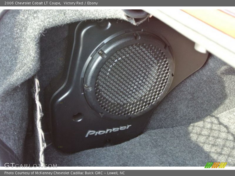 Victory Red / Ebony 2006 Chevrolet Cobalt LT Coupe