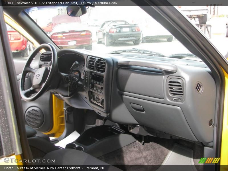 Yellow / Medium Gray 2003 Chevrolet S10 ZR2 Extended Cab 4x4