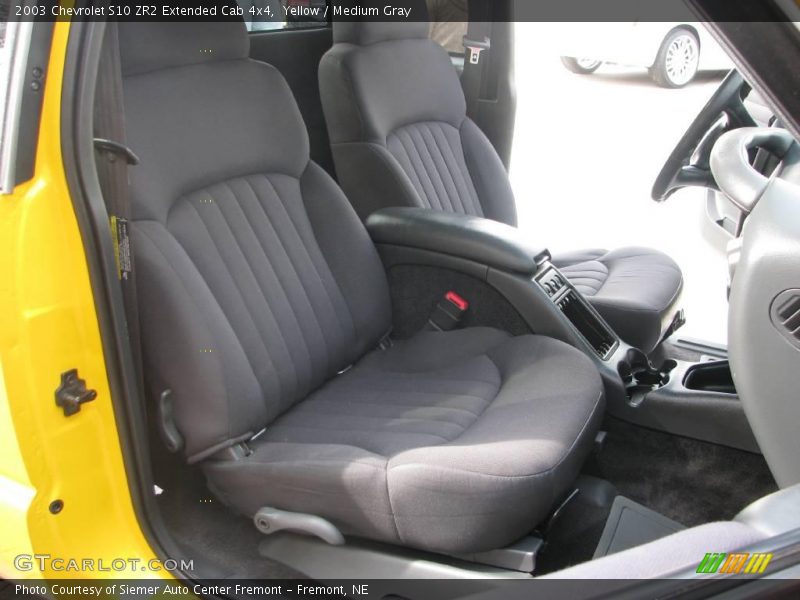 Yellow / Medium Gray 2003 Chevrolet S10 ZR2 Extended Cab 4x4