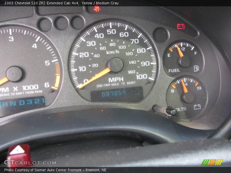Yellow / Medium Gray 2003 Chevrolet S10 ZR2 Extended Cab 4x4