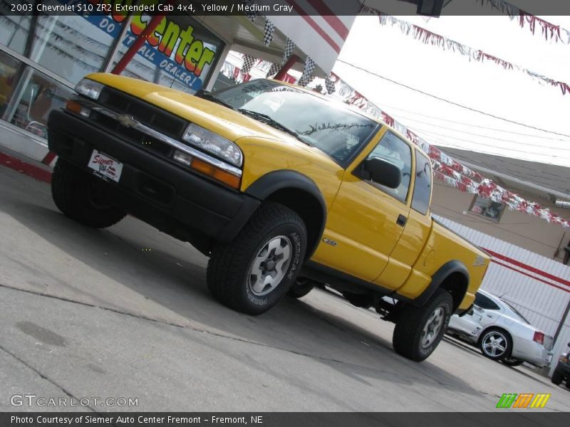Yellow / Medium Gray 2003 Chevrolet S10 ZR2 Extended Cab 4x4