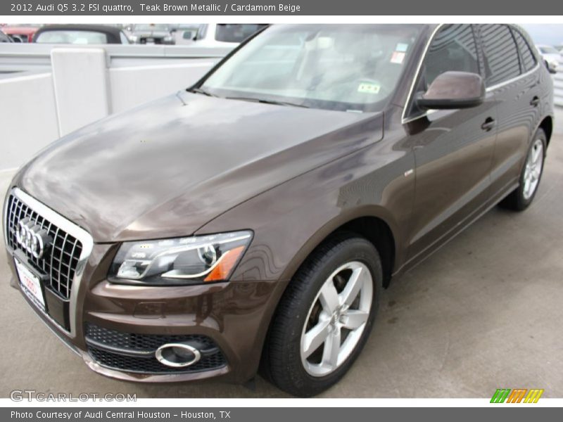 Teak Brown Metallic / Cardamom Beige 2012 Audi Q5 3.2 FSI quattro