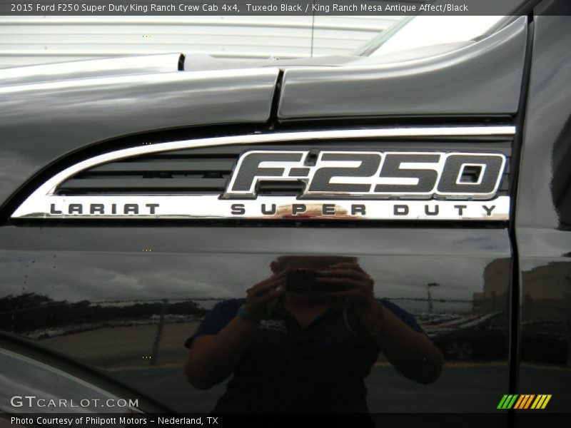  2015 F250 Super Duty King Ranch Crew Cab 4x4 Logo