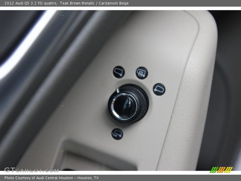 Teak Brown Metallic / Cardamom Beige 2012 Audi Q5 3.2 FSI quattro