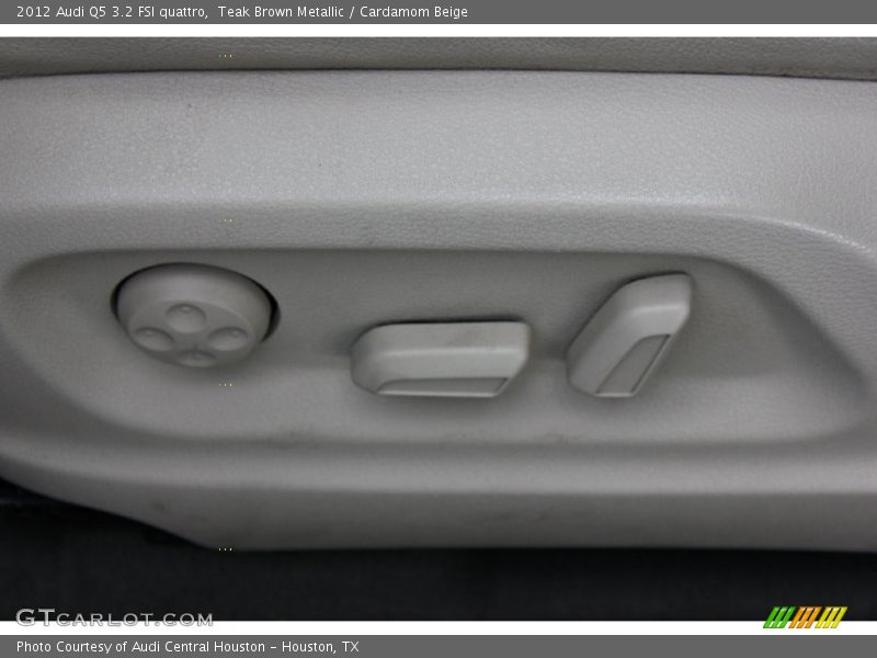 Teak Brown Metallic / Cardamom Beige 2012 Audi Q5 3.2 FSI quattro