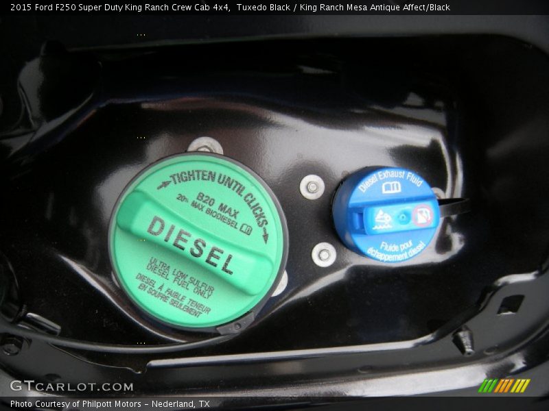 Tuxedo Black / King Ranch Mesa Antique Affect/Black 2015 Ford F250 Super Duty King Ranch Crew Cab 4x4
