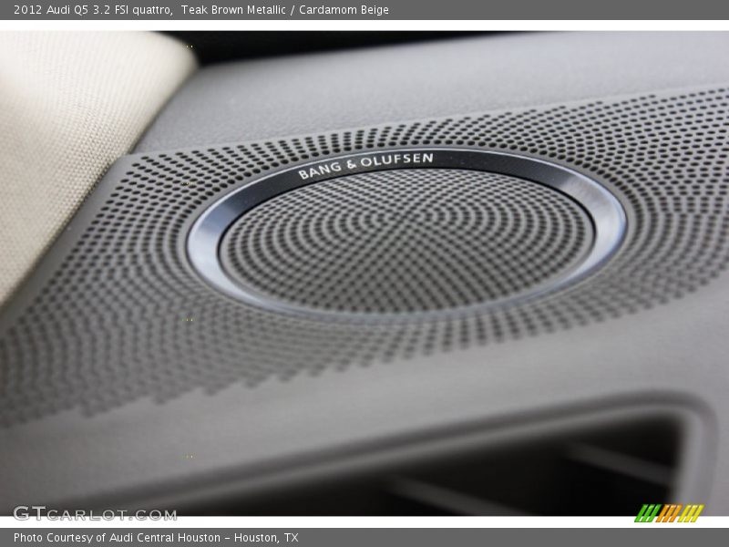 Teak Brown Metallic / Cardamom Beige 2012 Audi Q5 3.2 FSI quattro