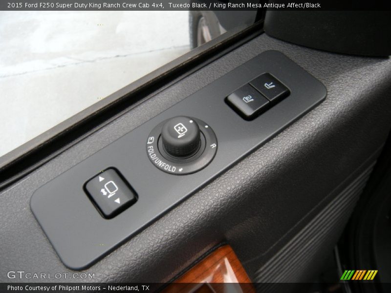 Controls of 2015 F250 Super Duty King Ranch Crew Cab 4x4