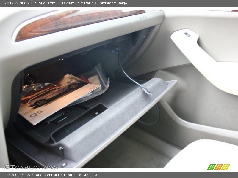 Teak Brown Metallic / Cardamom Beige 2012 Audi Q5 3.2 FSI quattro