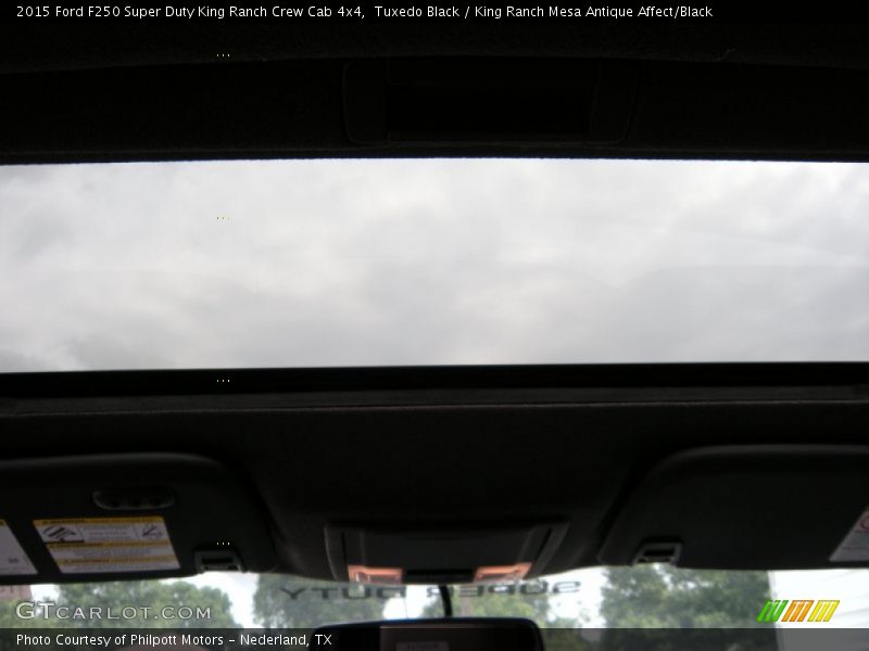 Tuxedo Black / King Ranch Mesa Antique Affect/Black 2015 Ford F250 Super Duty King Ranch Crew Cab 4x4