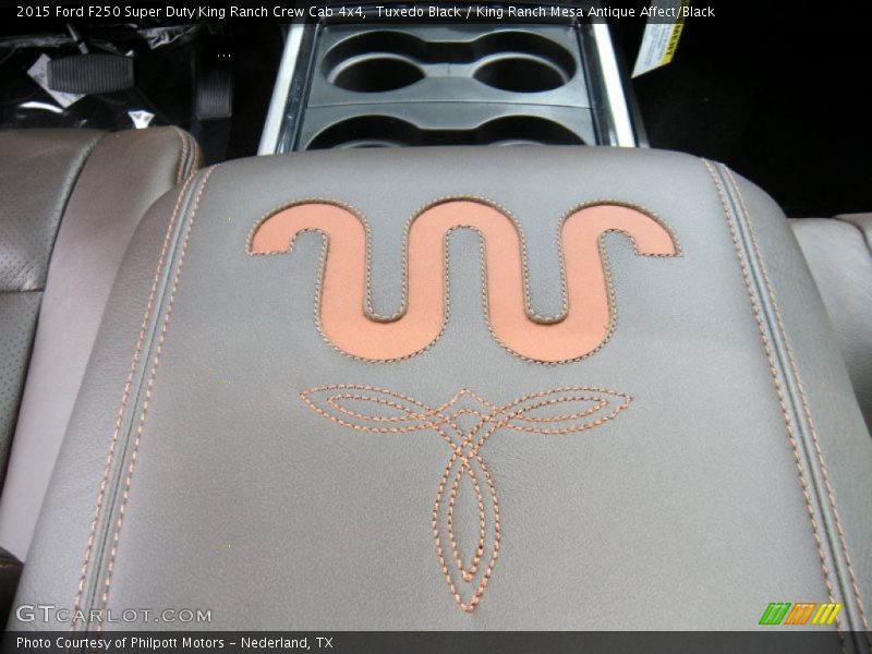  2015 F250 Super Duty King Ranch Crew Cab 4x4 Logo