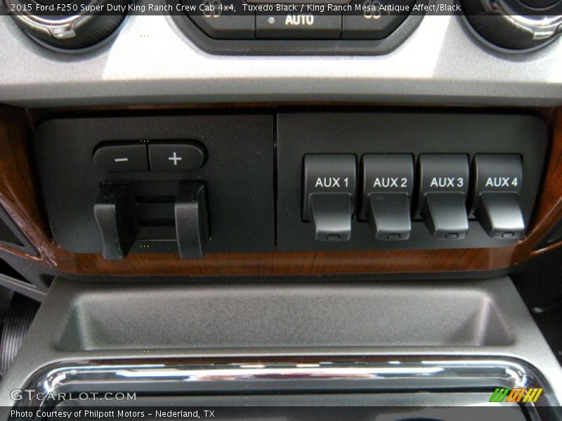 Controls of 2015 F250 Super Duty King Ranch Crew Cab 4x4