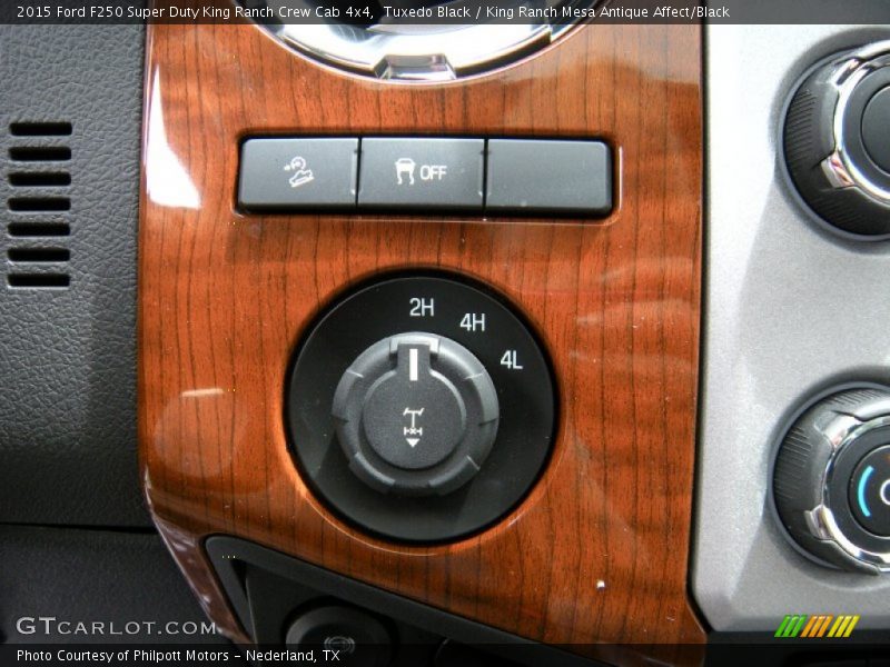 Controls of 2015 F250 Super Duty King Ranch Crew Cab 4x4