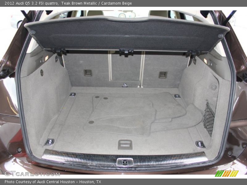 Teak Brown Metallic / Cardamom Beige 2012 Audi Q5 3.2 FSI quattro