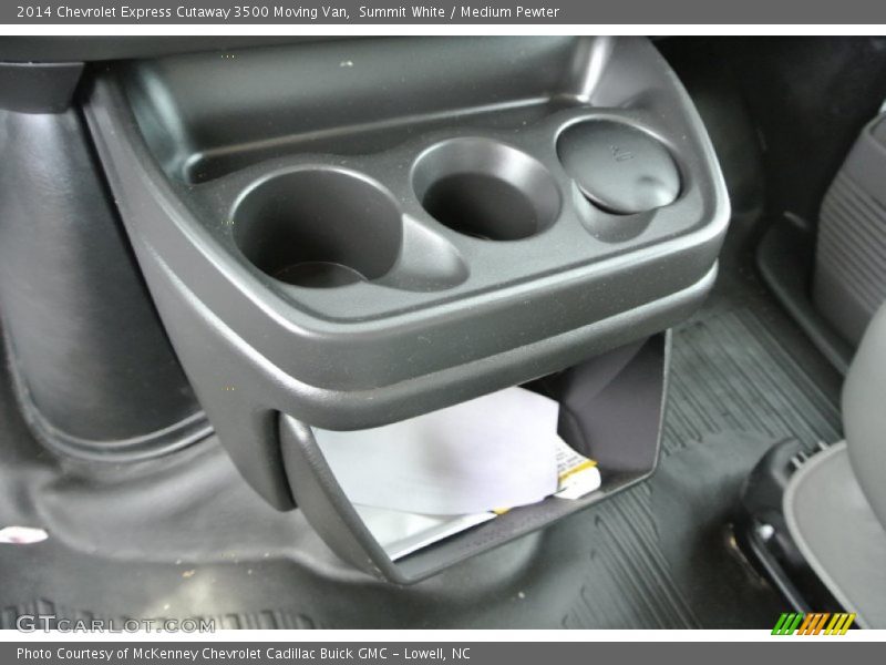 Summit White / Medium Pewter 2014 Chevrolet Express Cutaway 3500 Moving Van