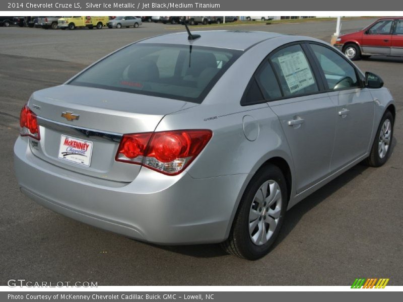 Silver Ice Metallic / Jet Black/Medium Titanium 2014 Chevrolet Cruze LS