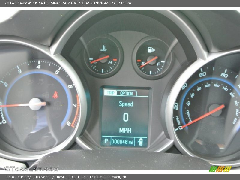 Silver Ice Metallic / Jet Black/Medium Titanium 2014 Chevrolet Cruze LS