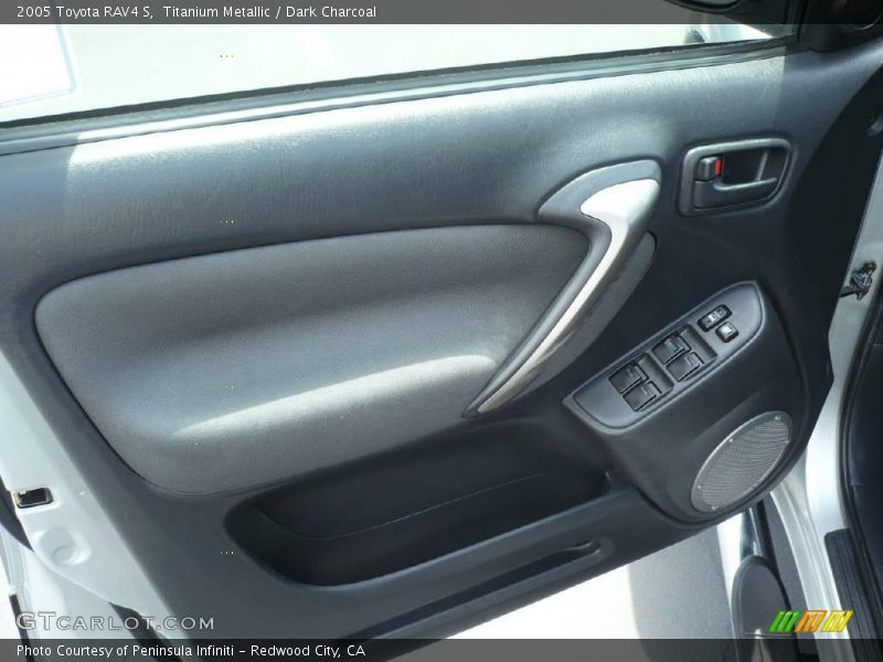 Titanium Metallic / Dark Charcoal 2005 Toyota RAV4 S