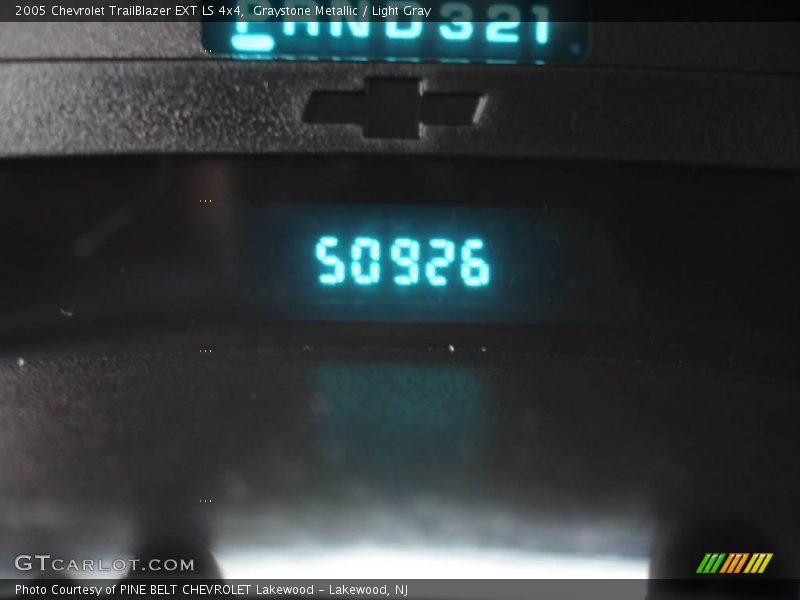 Graystone Metallic / Light Gray 2005 Chevrolet TrailBlazer EXT LS 4x4