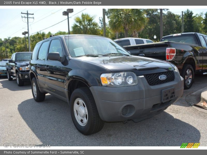 Black / Medium/Dark Pebble Beige 2005 Ford Escape XLS 4WD