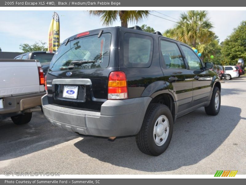 Black / Medium/Dark Pebble Beige 2005 Ford Escape XLS 4WD