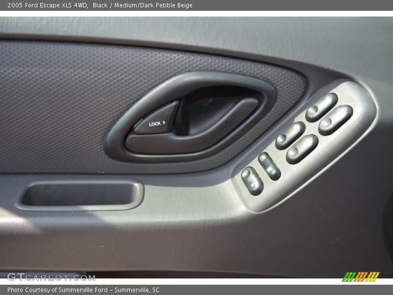 Black / Medium/Dark Pebble Beige 2005 Ford Escape XLS 4WD