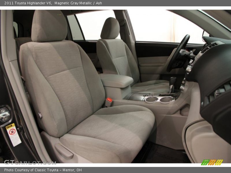 Magnetic Gray Metallic / Ash 2011 Toyota Highlander V6