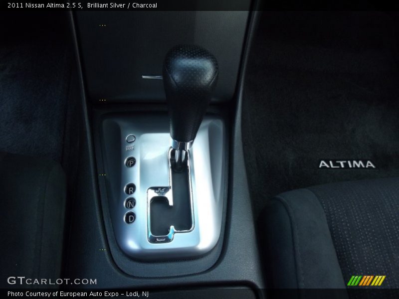 Brilliant Silver / Charcoal 2011 Nissan Altima 2.5 S