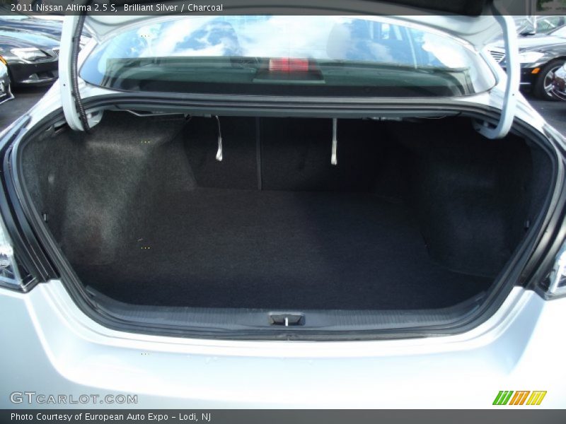 Brilliant Silver / Charcoal 2011 Nissan Altima 2.5 S