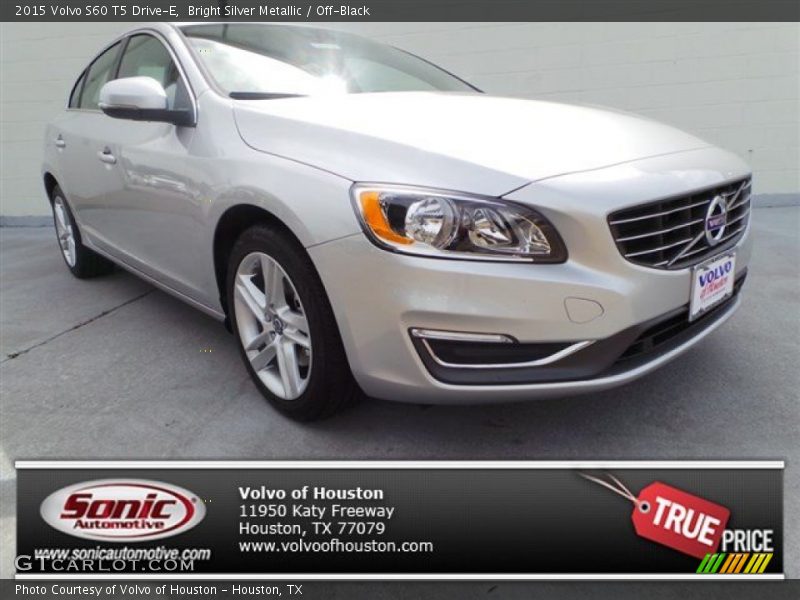 Bright Silver Metallic / Off-Black 2015 Volvo S60 T5 Drive-E