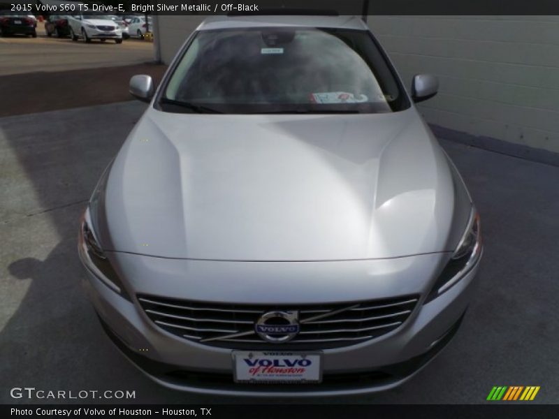 Bright Silver Metallic / Off-Black 2015 Volvo S60 T5 Drive-E