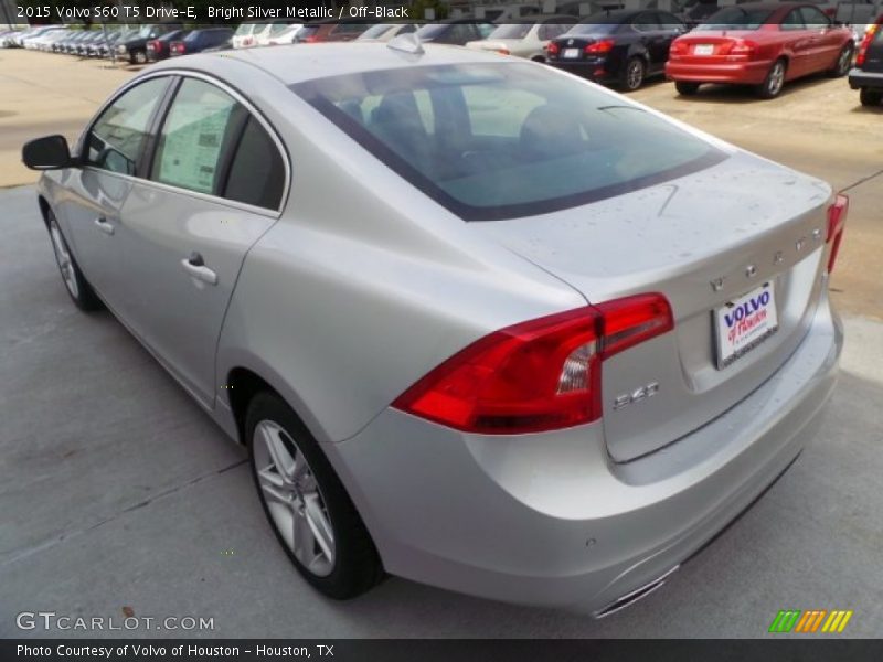 Bright Silver Metallic / Off-Black 2015 Volvo S60 T5 Drive-E