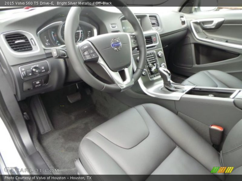 Bright Silver Metallic / Off-Black 2015 Volvo S60 T5 Drive-E