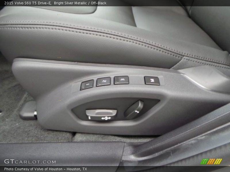 Bright Silver Metallic / Off-Black 2015 Volvo S60 T5 Drive-E