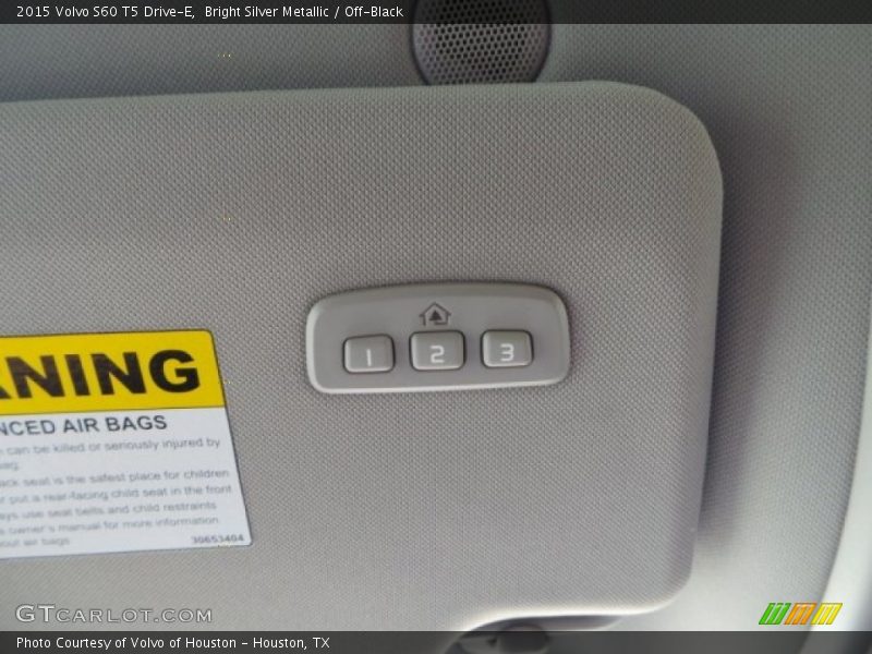 Bright Silver Metallic / Off-Black 2015 Volvo S60 T5 Drive-E