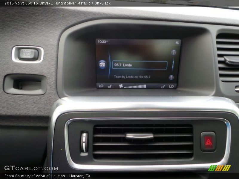 Bright Silver Metallic / Off-Black 2015 Volvo S60 T5 Drive-E