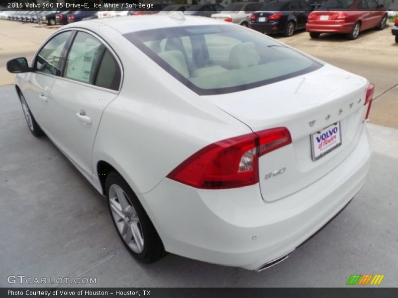 Ice White / Soft Beige 2015 Volvo S60 T5 Drive-E