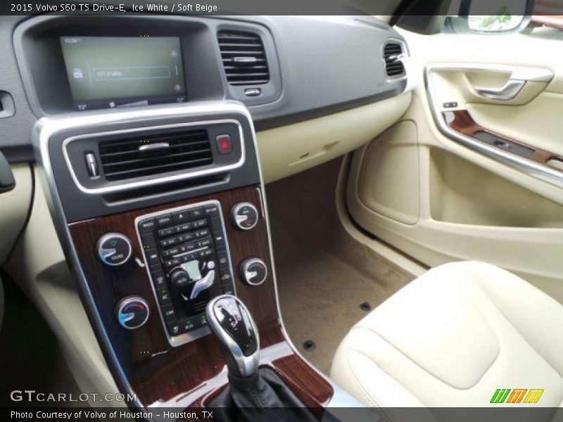 Ice White / Soft Beige 2015 Volvo S60 T5 Drive-E