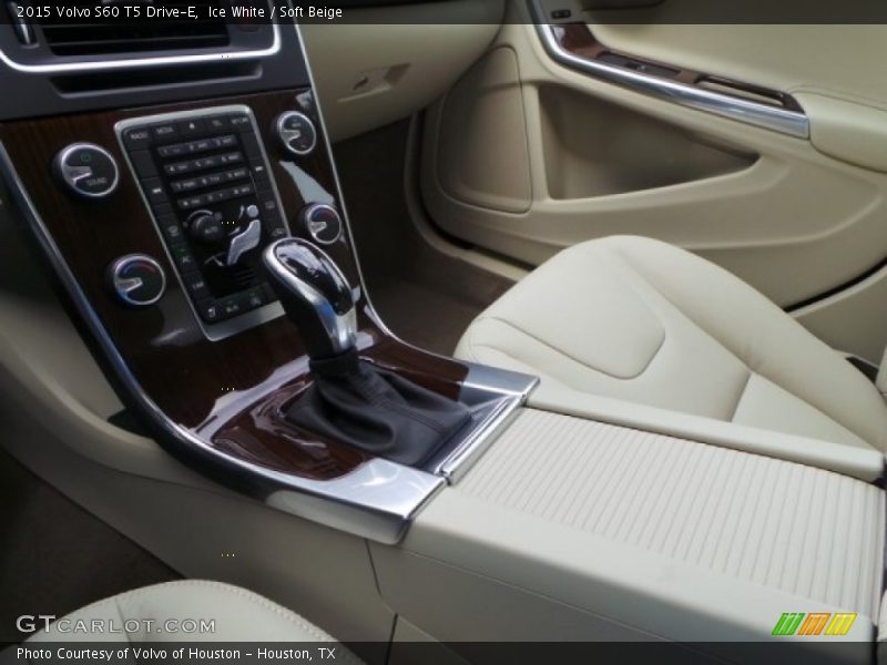 Ice White / Soft Beige 2015 Volvo S60 T5 Drive-E