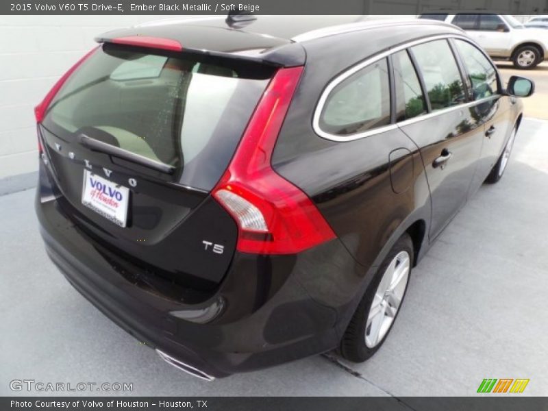 Ember Black Metallic / Soft Beige 2015 Volvo V60 T5 Drive-E