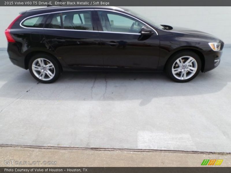 Ember Black Metallic / Soft Beige 2015 Volvo V60 T5 Drive-E