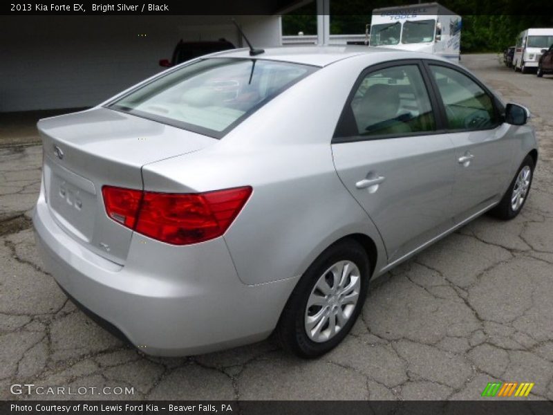 Bright Silver / Black 2013 Kia Forte EX