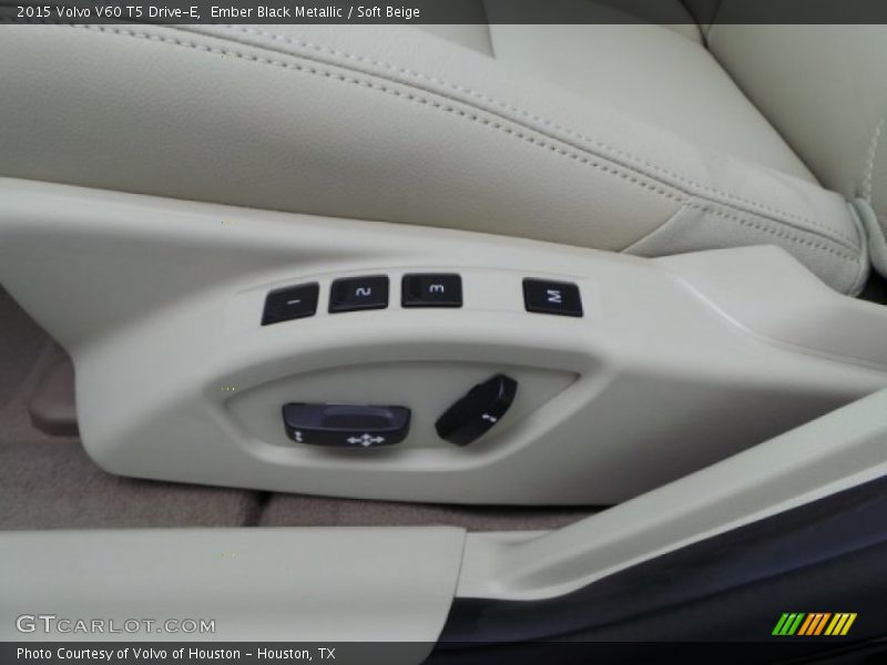 Ember Black Metallic / Soft Beige 2015 Volvo V60 T5 Drive-E