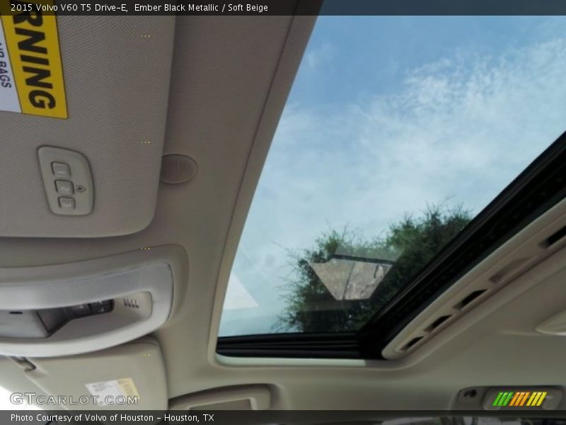 Ember Black Metallic / Soft Beige 2015 Volvo V60 T5 Drive-E