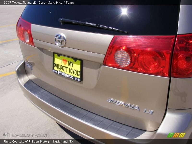 Desert Sand Mica / Taupe 2007 Toyota Sienna LE